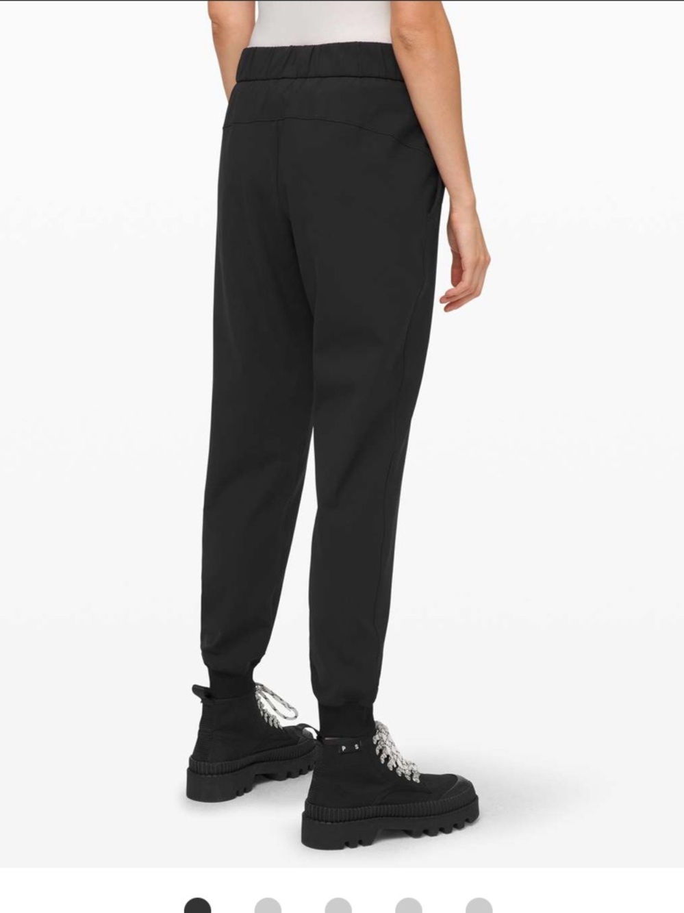 Lululemon On the Fly Jogger *Luxtreme
Black size 4